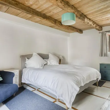 Villa Sleeps 18 With Pool Air Con And Wifi