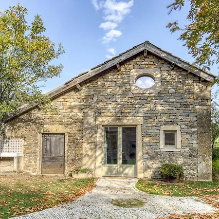 Sleeps 18 With Pool Air Con And Wifi